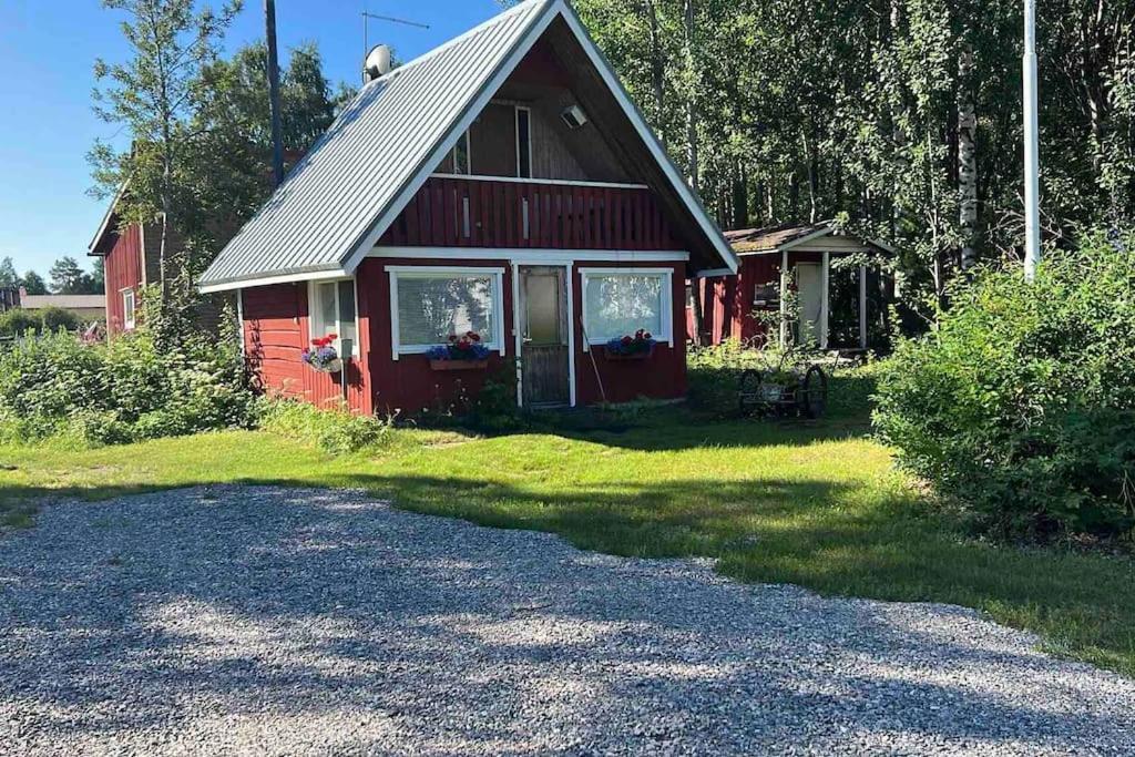 Adorable 1-Bedroom Cottage/Guesthouse In Kittilae Eksteriør bilde