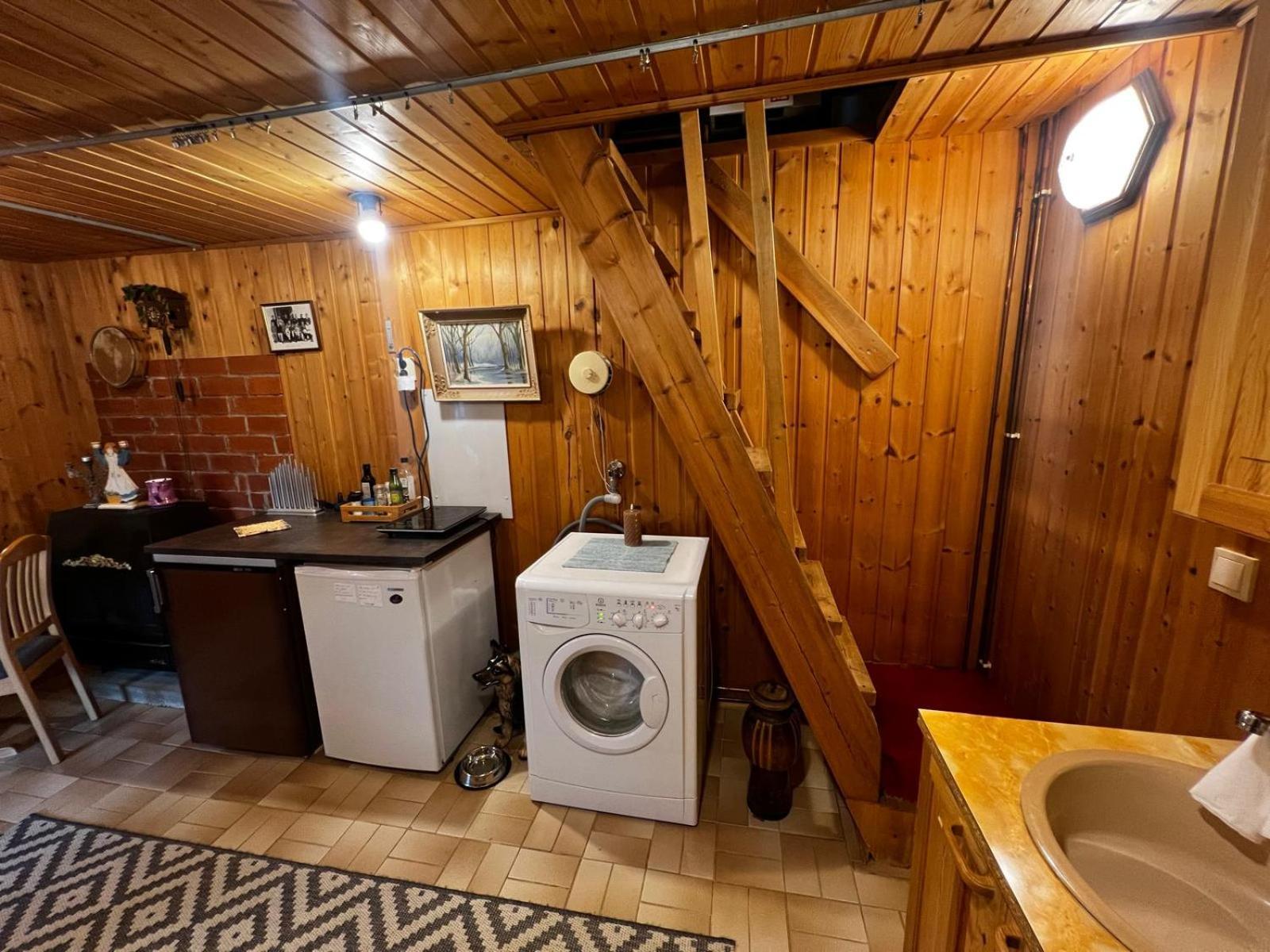 Adorable 1-Bedroom Cottage/Guesthouse In Kittilae Eksteriør bilde