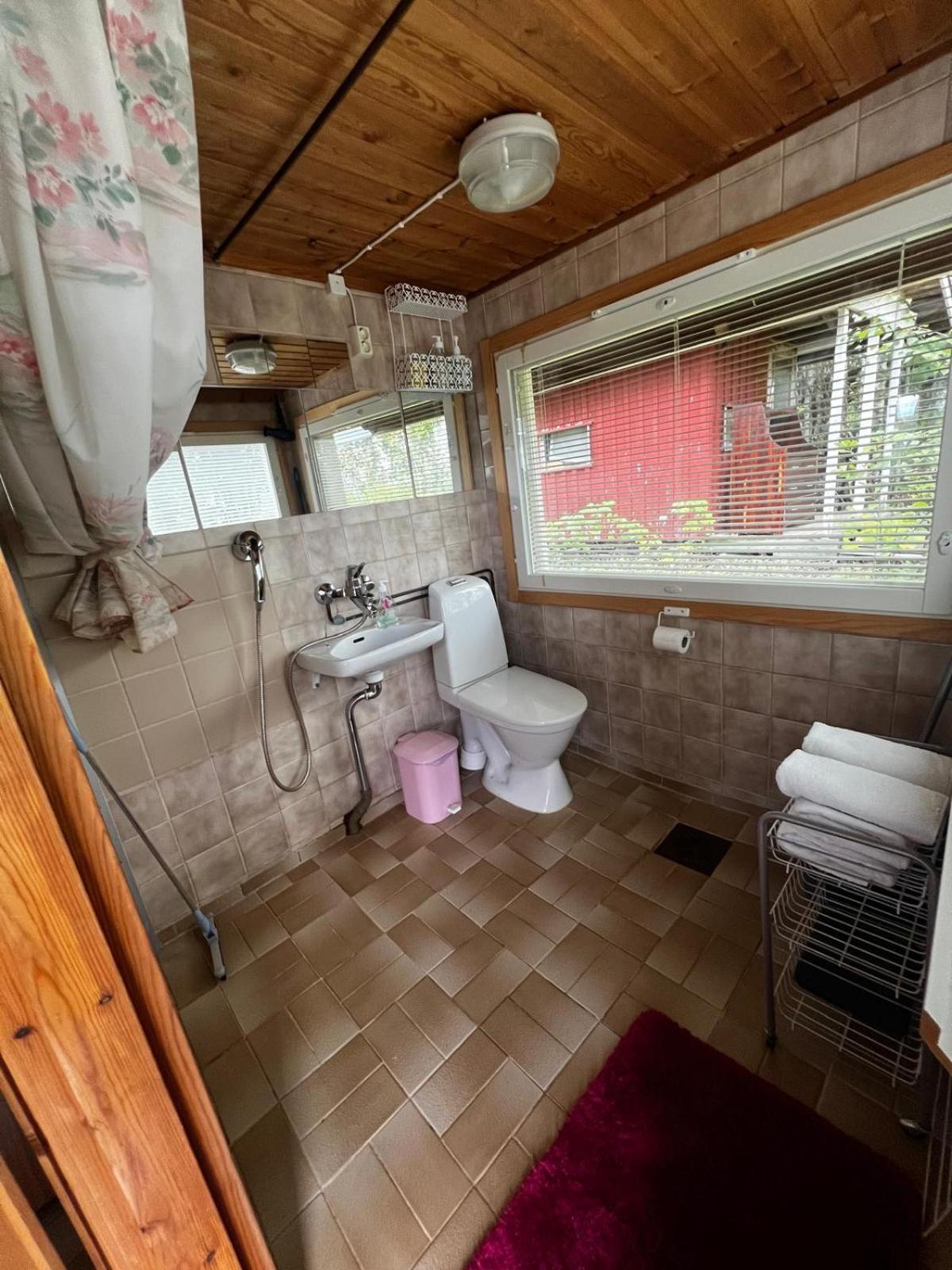 Adorable 1-Bedroom Cottage/Guesthouse In Kittilae Eksteriør bilde