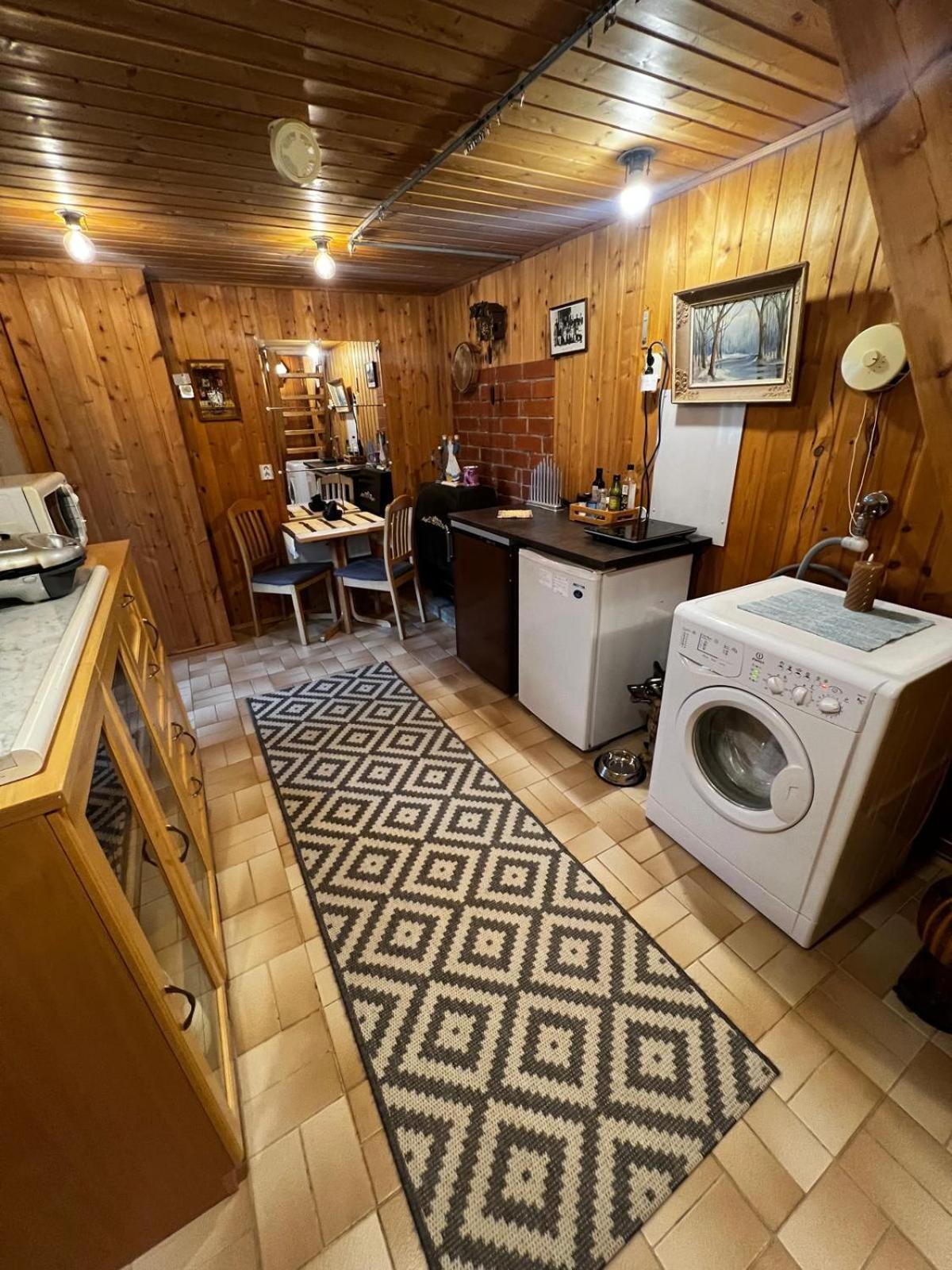 Adorable 1-Bedroom Cottage/Guesthouse In Kittilae Eksteriør bilde