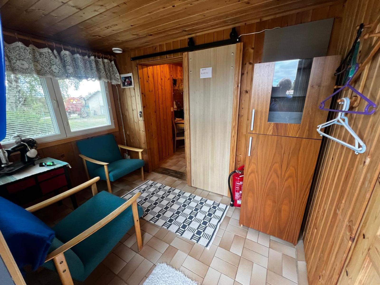 Adorable 1-Bedroom Cottage/Guesthouse In Kittilae Eksteriør bilde