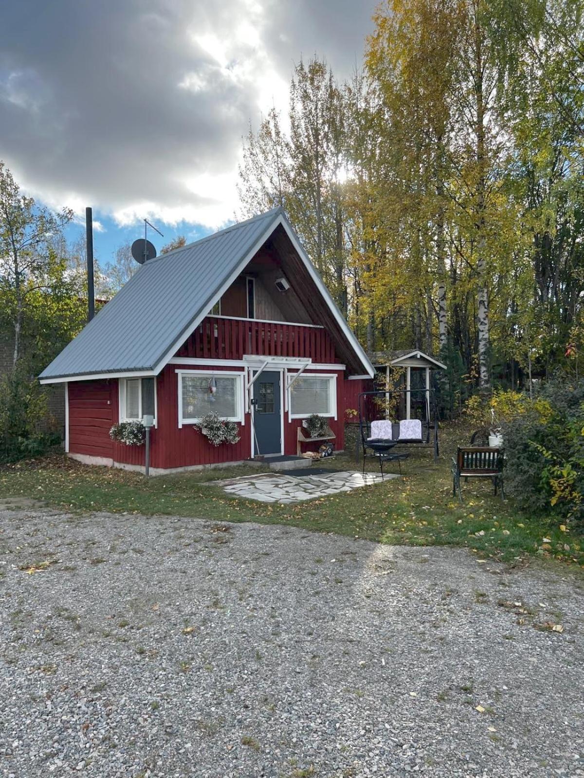 Adorable 1-Bedroom Cottage/Guesthouse In Kittilae Eksteriør bilde